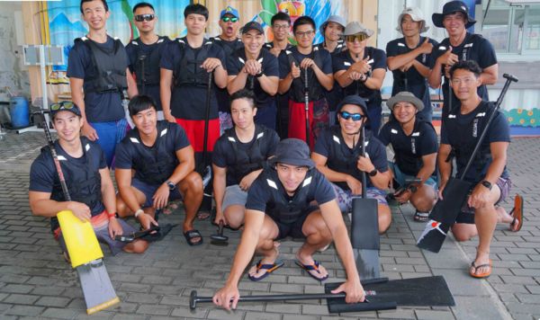 ▲打火猛男「消BRO快」在世壯運龍舟項目奮力出擊。(圖/取自世壯運官網)