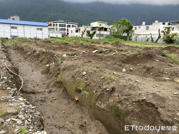 ▲▼花蓮縣長徐榛蔚備詢時表示,堅持「文化要保存,建設要推進」政策。(圖/花蓮縣政府提供,下同)