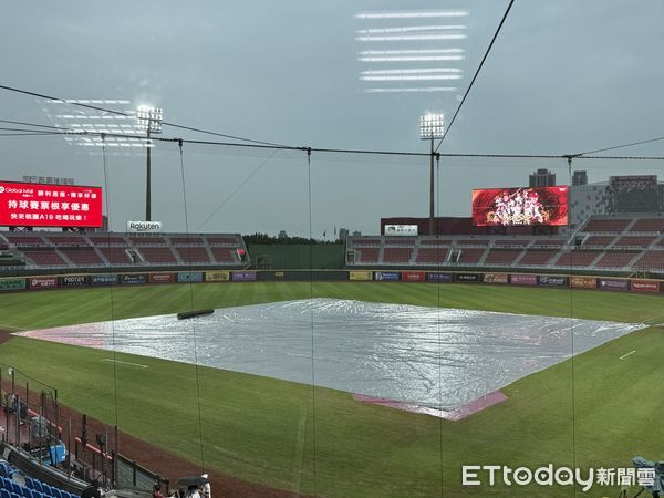 ▲▼ 桃園球場 。(圖/記者王真魚攝)