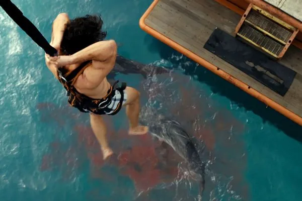 ▲《鯊人魔》傑寇特尼化身連環殺人魔。(圖/CATCHPLAY提供)