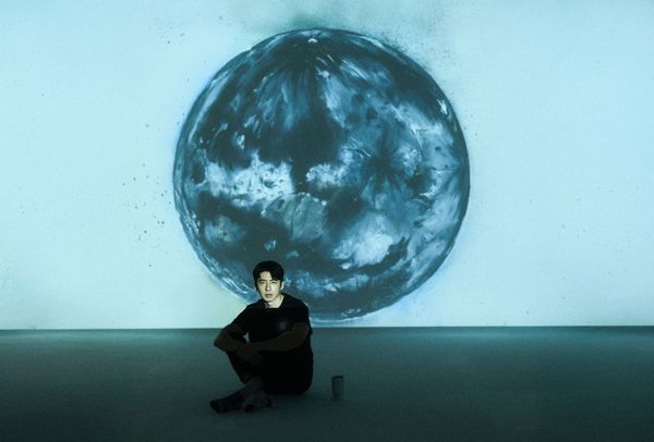 ▲傅孟柏以負片概念轉換月球意象。(圖/台北電影節提供)