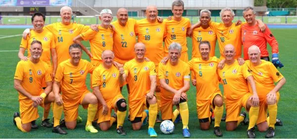 ▲已經8度參與世壯運的澳洲足球隊Canberra Old Boys,本屆拿下男子公開11人制足球(65+)銀牌。(圖/取自世壯運官網)