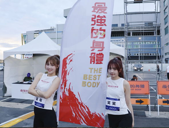 ▲劉傑化(左起)、高英軒、柯有倫、蘇武乾參加《最強的身體》錄影。(圖/截取柯有倫IG)