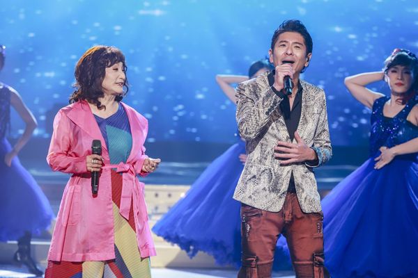 ▲久違的吳淑敏現身演唱。(圖/民視提供)