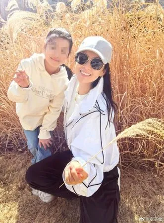 ▲章子怡發文慶祝世界兒童節。(圖/翻攝自章子怡微博)