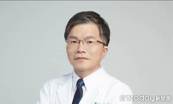 ▲新冠疫情再起,長庚兒科急診醫師吳昌騰提醒,這波病毒。(圖/記者劉邠如攝)