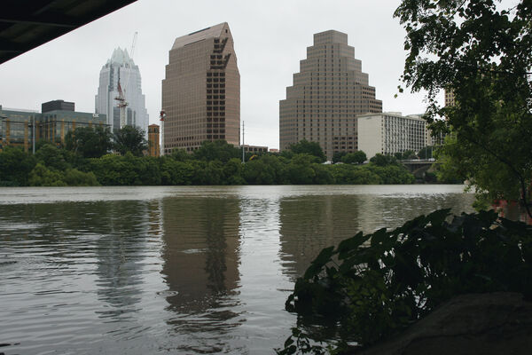 ▲▼美國德州奧斯汀(Austin)的「柏德女士湖」(Lady Bird Lake)。(圖/達志影像/美聯社)