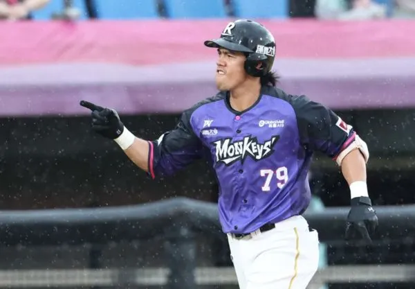 ▲▼ 林智平 。(圖/樂天桃猿提供)