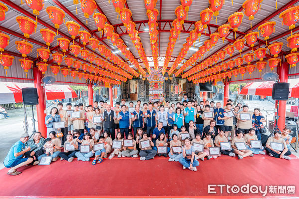 ▲▼ 太保市第二屆成人禮盛大舉行 。(圖/太保市公所提供)