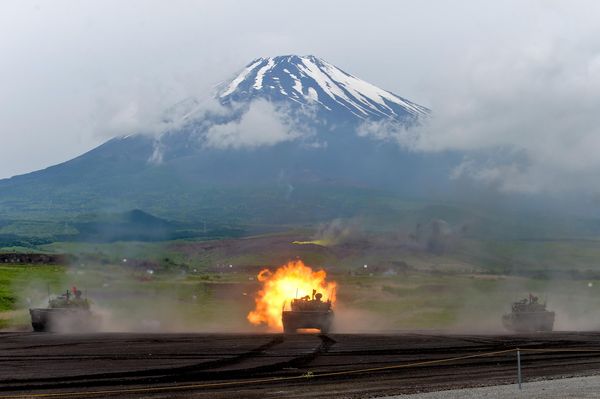 ▲▼日本陸上自衛隊在靜岡縣東富士演習場進行第67屆富士綜合火力演習。(圖/取自陸上自衛隊官網)