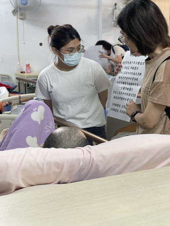 ▲天河基金會自2019年開辦「青力親為.千萬祝福」服務學習獎勵計畫,已補助不少背負學貸仍不忘實踐公益的大學生及社會新鮮人。 。(圖/天河基金會提供)