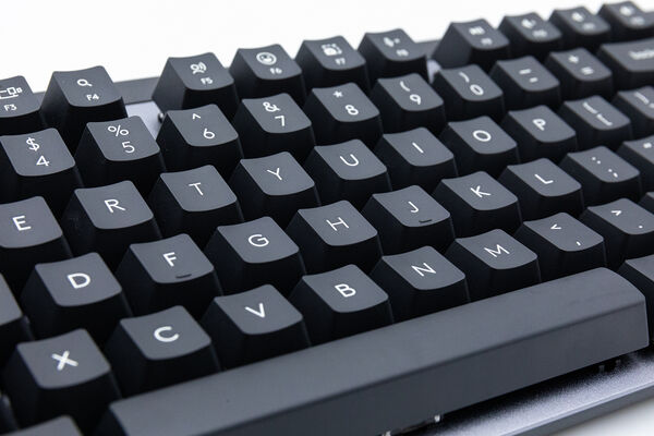 ▲▼鍵盤,電腦鍵盤,打字。(圖/VCG)