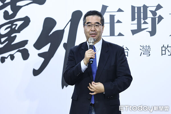 ▲蕭旭岑出席黨外在野大聯盟成立大會。(圖/記者林敬旻攝)