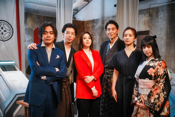 ▲▼廖允杰、韓瑜在節目中的劇裡,飾演姐弟戀夫妻檔 。(圖/映底子國際傳媒股份有限公司提供)