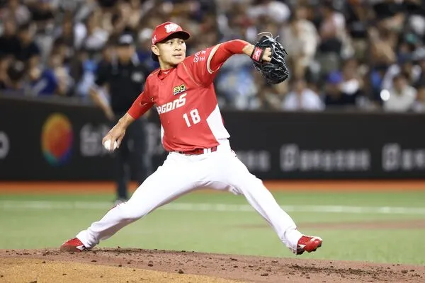 ▲▼ 徐若熙 。(圖/味全龍提供)