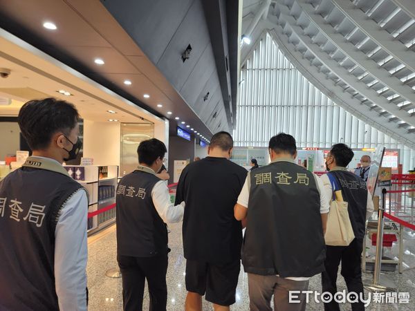 ▲▼毒梟黃立為押返台灣歸案。(圖/調查局提供)