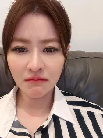 ▲▼宋哥家中毛小孩咬斷電線,一查竟是電動沙發不動了。(圖/翻攝自臉書)