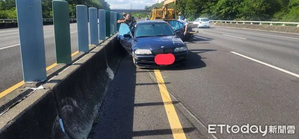 ▲▼國道3號北向362.3公里處發生車禍。(圖/記者林東良翻攝)