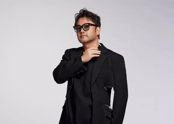 ▲▼ 蘇震洋推出《比寂寞更寂寞》MV。(圖/綵星娛樂提供)