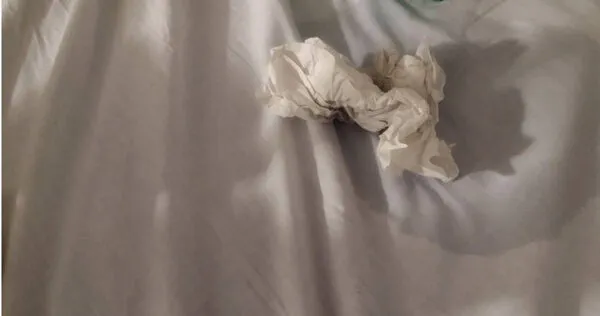 原PO表示,男友來她家過夜尿床。(示意圖/photoAC)