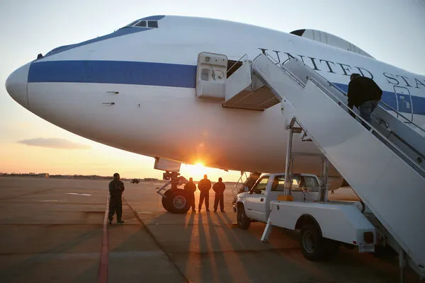 ▲▼ 美國空軍E-4B「末日飛機」(E-4B Nightwatch,又稱「夜巡者」)。(圖/達志影像/美聯社)