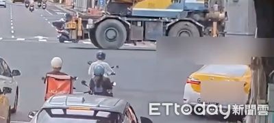 吊車輾斃19歲女騎士！77歲駕駛「早上就頭暈」　想逃被怒吼拖下車