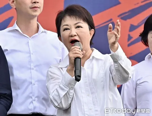 ▲▼ 台中市長盧秀燕出席北北基反惡罷團結大會。(圖/記者李毓康攝)