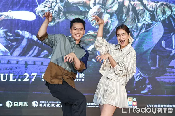 ▲劉冠廷、李霈瑜出席《少年PI的奇幻漂流》宣告記者會。(圖/記者林敬旻攝)