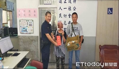 ▲▼ 竹崎警關懷社會弱勢,攜手民間愛心及時提供急難救助金 。(圖/竹崎分局提供)