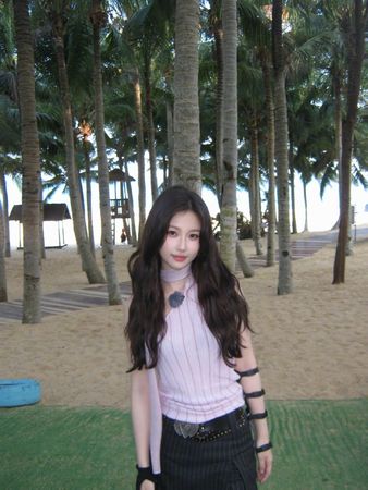 ▲虞書欣的姣好身材衝上微博熱搜。(圖/翻攝自虞書欣微博)