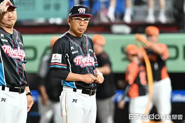 ▲▼樂天桃猿總教練古久保健二。(圖/記者李毓康攝)
