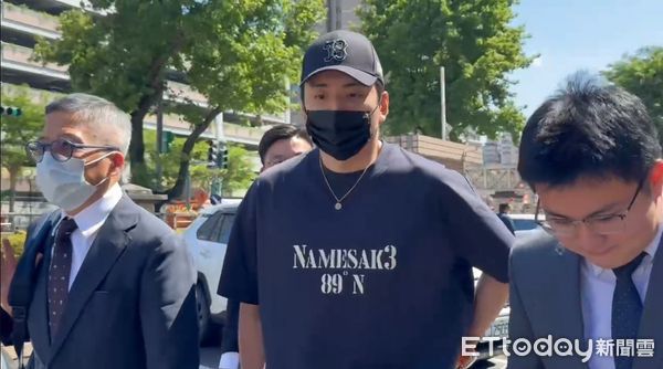 ▲王大陸出庭。(圖/記者陳以昇攝,下同)