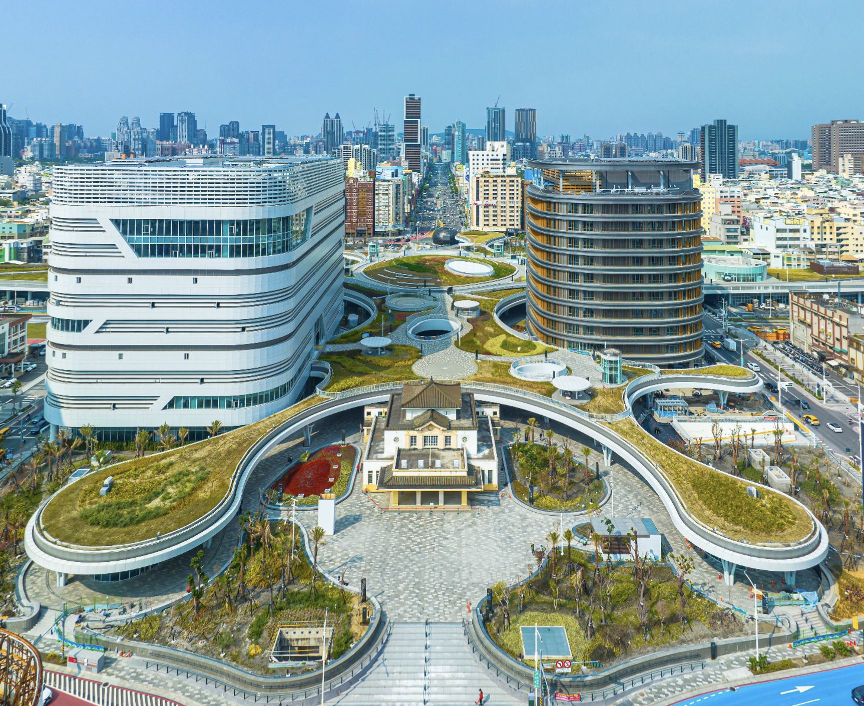 ▲▼高雄,和築豐彩,百貨,黃金軸線,首購族,城市核心,三民區。(圖/業主提供)