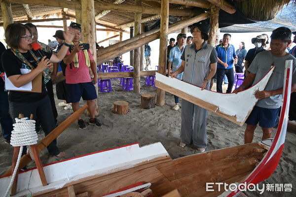 ▲原住民族部落大學跨島嶼南島船造船培訓開訓。(圖/記者楊晨東翻攝)