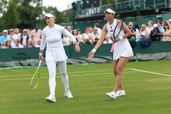 ▲詹皓晴與雷茨科娃攜手挺進本屆溫網女雙16強。(圖/詹皓晴提供)