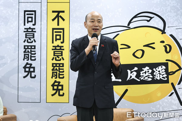 ▲立法院長韓國瑜出席羅智強新書發表會。(圖/記者林敬旻攝)