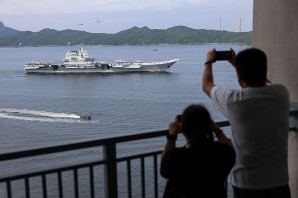 ▲▼山東艦訪香港。(圖/路透社)