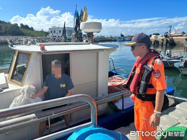 ▲▼丹娜絲輕颱進逼,擅入警戒區最重罰25萬。(圖/記者陳洋翻攝)