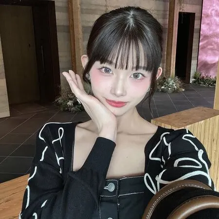 ▲▼加藤神樂。(圖/翻攝自Instagram/kagura_muru)