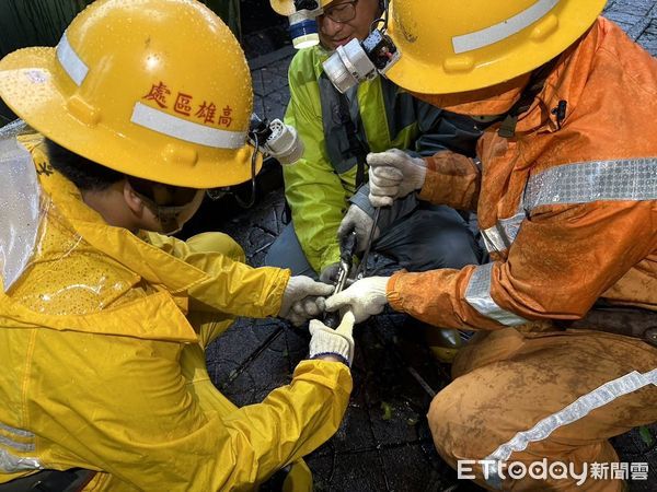 ▲▼丹娜斯強襲一整夜!高雄2.7萬戶仍停電 台電拚入夜前復電。(圖/記者賴文萱翻攝)