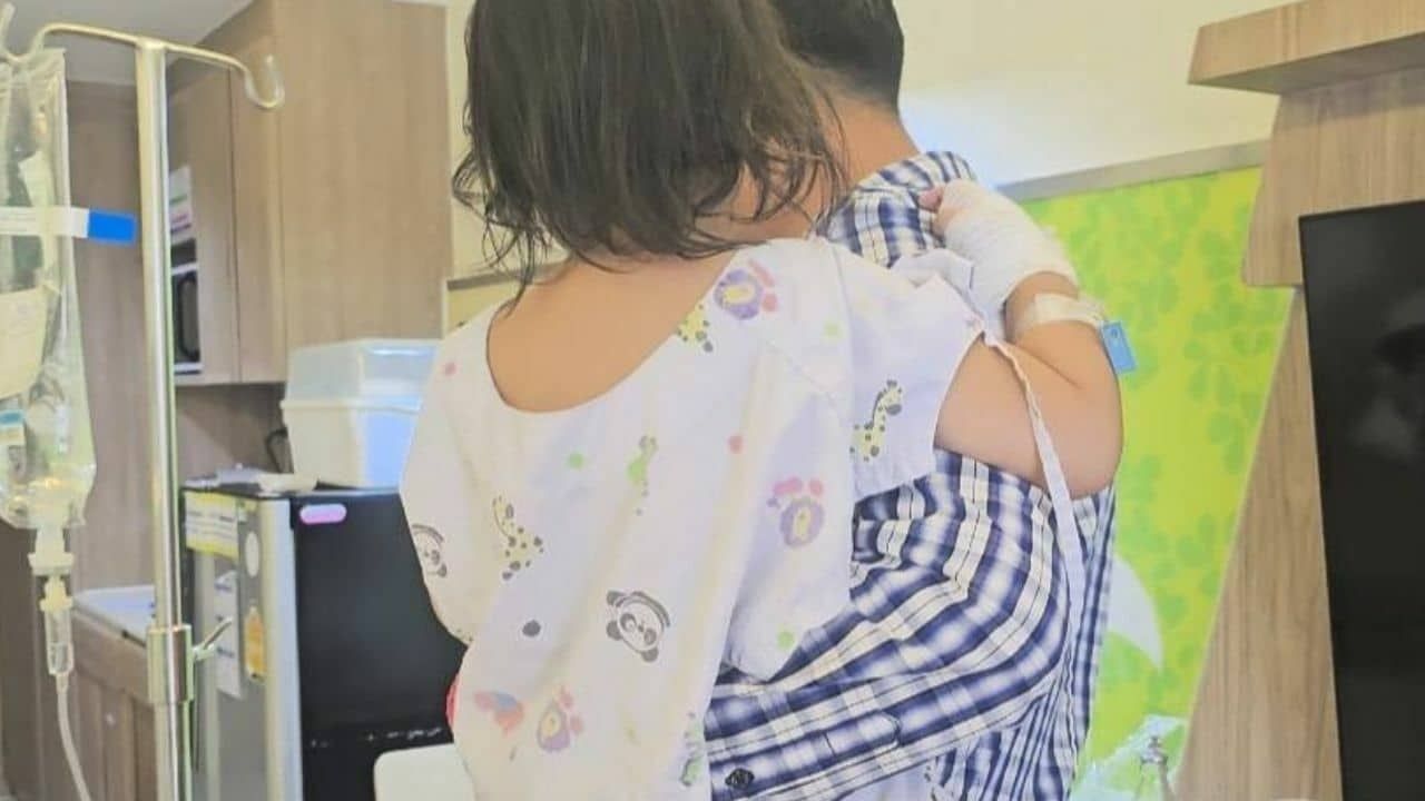 ▲▼ 泰2歲童誤食「10多顆大麻軟糖」!。(圖/翻攝自Facebook/Chiangmai Report)