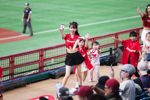 ▲▼感恩之旅。(圖/味全龍提供)