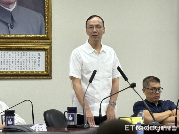 ▲▼國民黨主席朱立倫中常會致詞。(圖/記者鄭佩玟攝)