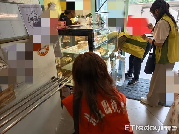 ▲基隆老店「世紀糕點」欠稅70萬。(圖/記者郭世賢翻攝)