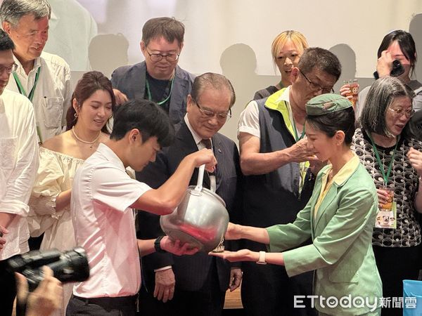 ▲▼台鐵邀請演員劉倩妏拍攝2025年形象影片,透過4個世代列車長重現138年歷史。(圖/記者李姿慧攝)