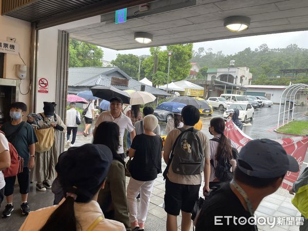 ▲▼台鐵仲夏寶島號19日展開第二場次行程,於中午時段再度停靠台鐵富里站。(圖/富里鄉公所提供,下同)