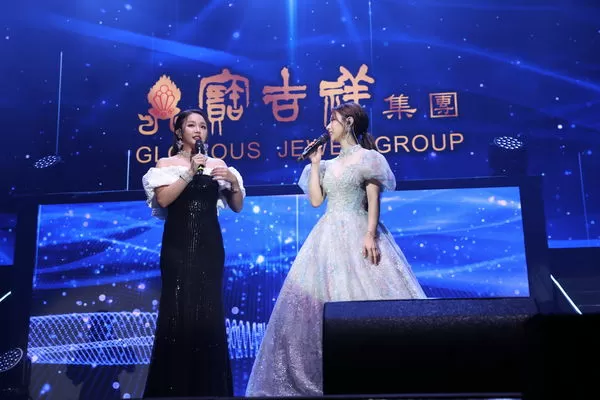 ▲陳怡婷與賴慧如一起演出全場歡聲雷動。(圖/寶吉祥集團)