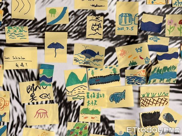 ▲台南山上水道博物館與化石館合作推出集章活動,暑假期間收集明信片可兌換海鹽霜淇淋與芒果布丁,吸引不少親子遊客回應。(圖/記者林東良翻攝,下同)