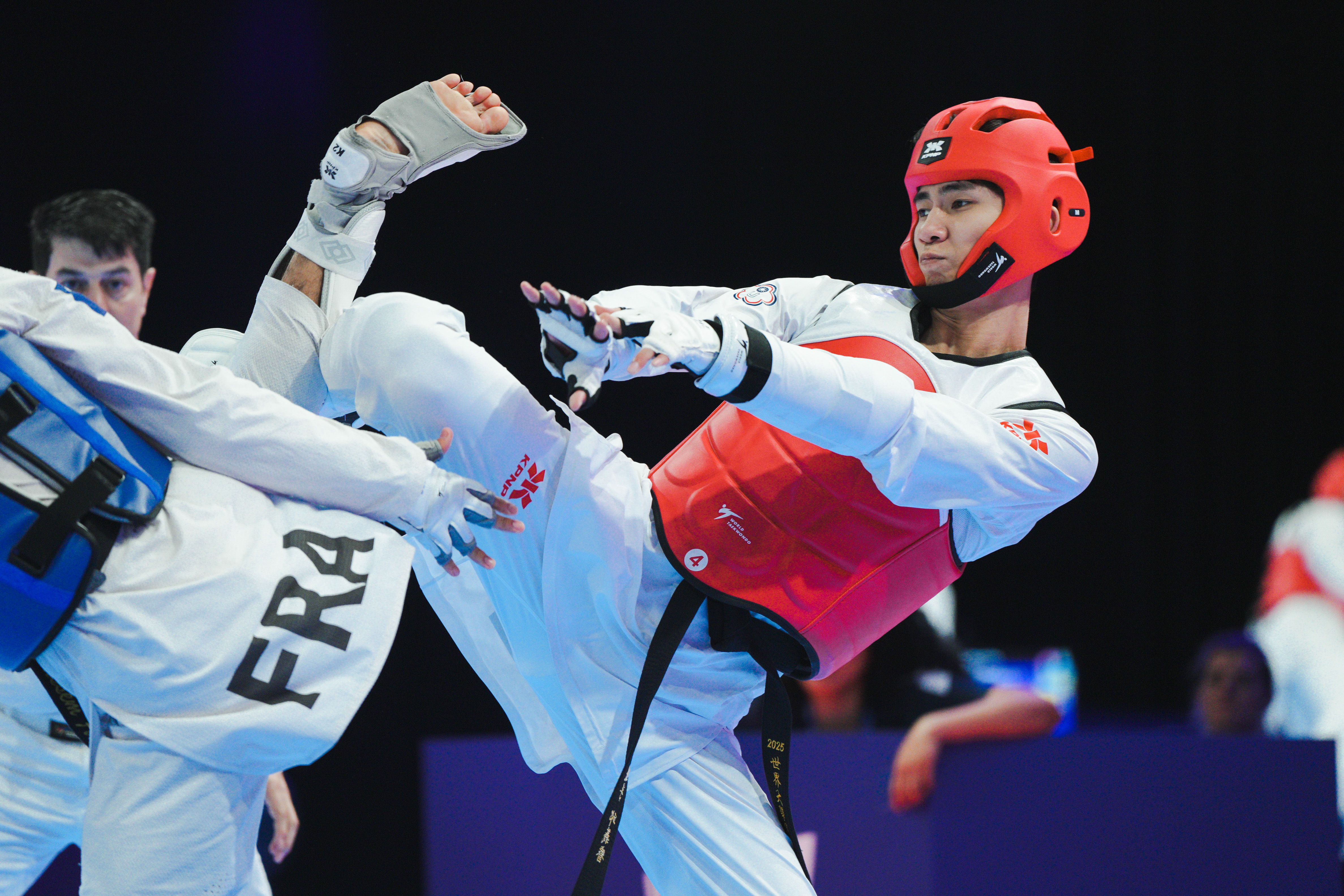 ▲▼2025年萊茵魯爾世大運,跆拳道邱義睿、金怡君 。(圖/大專體總提供)