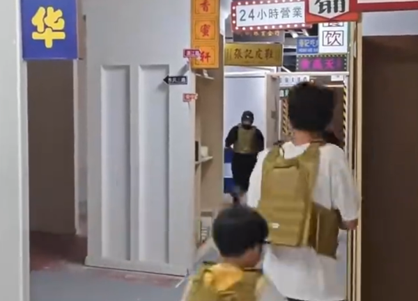 ▲▼18歲男玩「真人CS」意外從5樓墜亡。(圖/翻攝自微博)